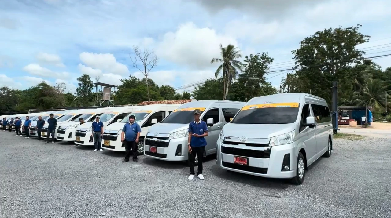 บริการรถบัสรับ-ส่งพนักงาน 2
